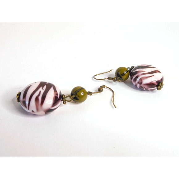 Vintage White & Brown Leopard Striped Drop Earrings - Picture 3 of 7